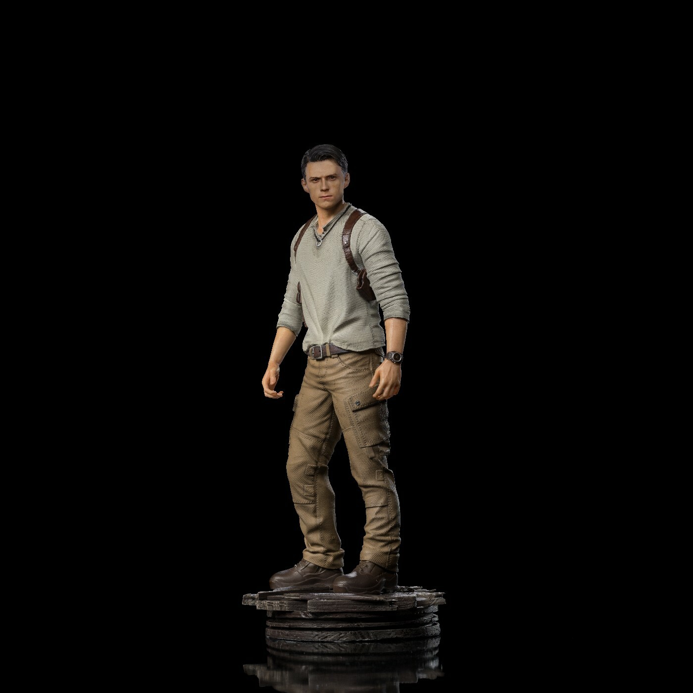 Uncharted: Nathan Drake 1:10 Scale Statue – IRON STUDIOS