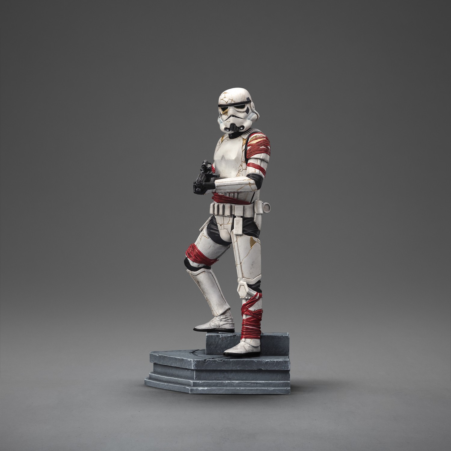Star Wars: Ahsoka – Night Trooper 1:10 Scale Statue – IRON STUDIOS
