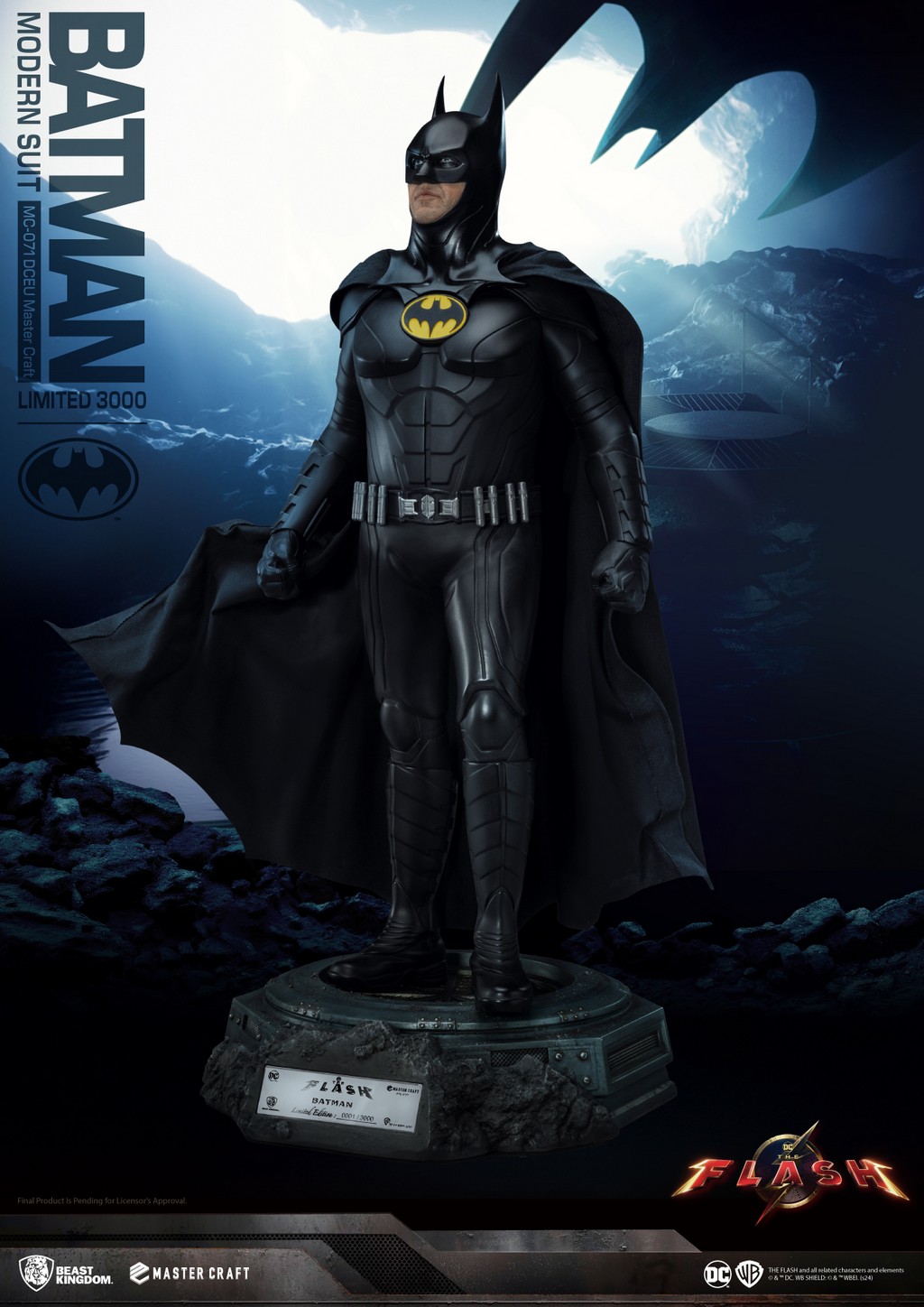 DC Comics: The Flash – Batman Modern Suit Master Craft Statue – BEAST KINGDOM