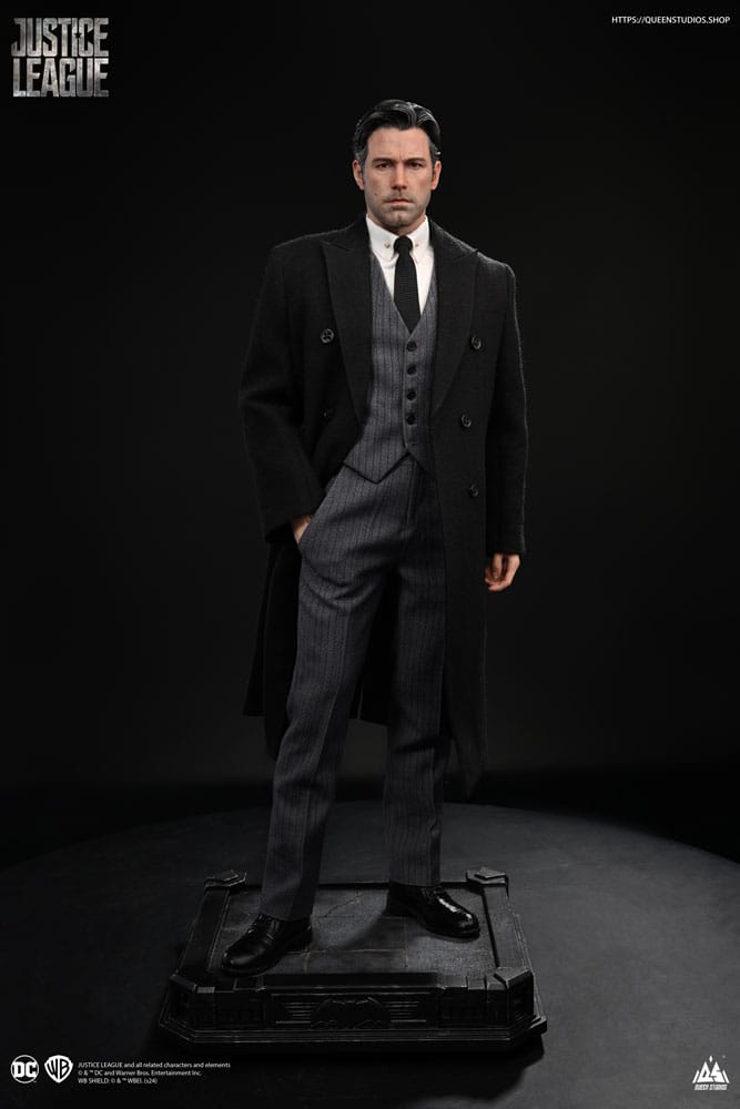 Justice League statuette 1/4 Bruce Wayne (Ben Affleck) – QUEEN STUDIOS