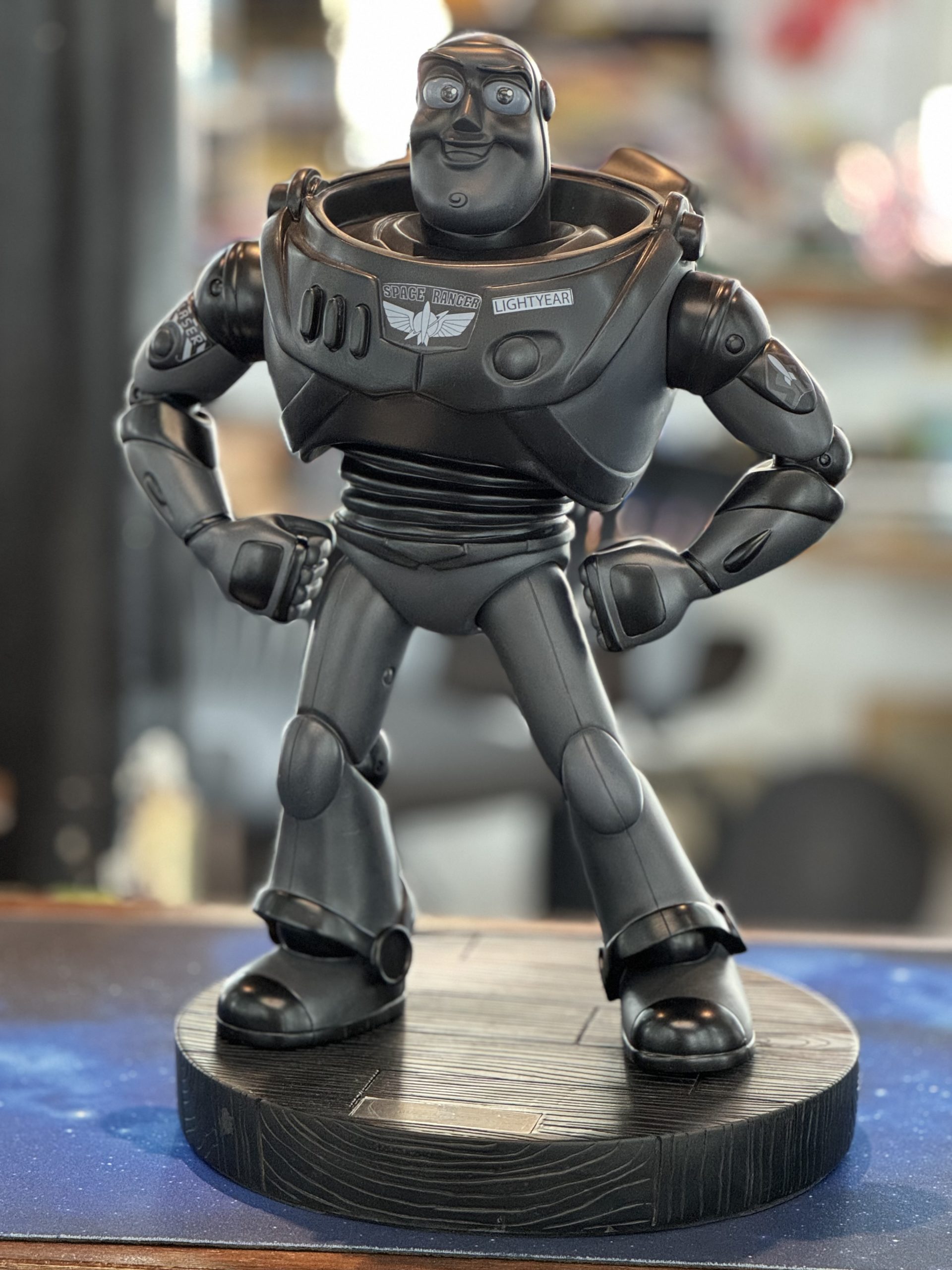 Disney Toy Story : Buzz L&rsquo;éclair Mastercraft Spéciale Édition – BEAST KINGDOM