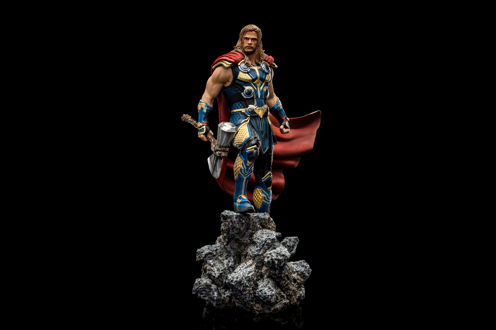 Marvel: Thor Love and Thunder – Thor 1:10 Scale Statue – IRON STUDIOS