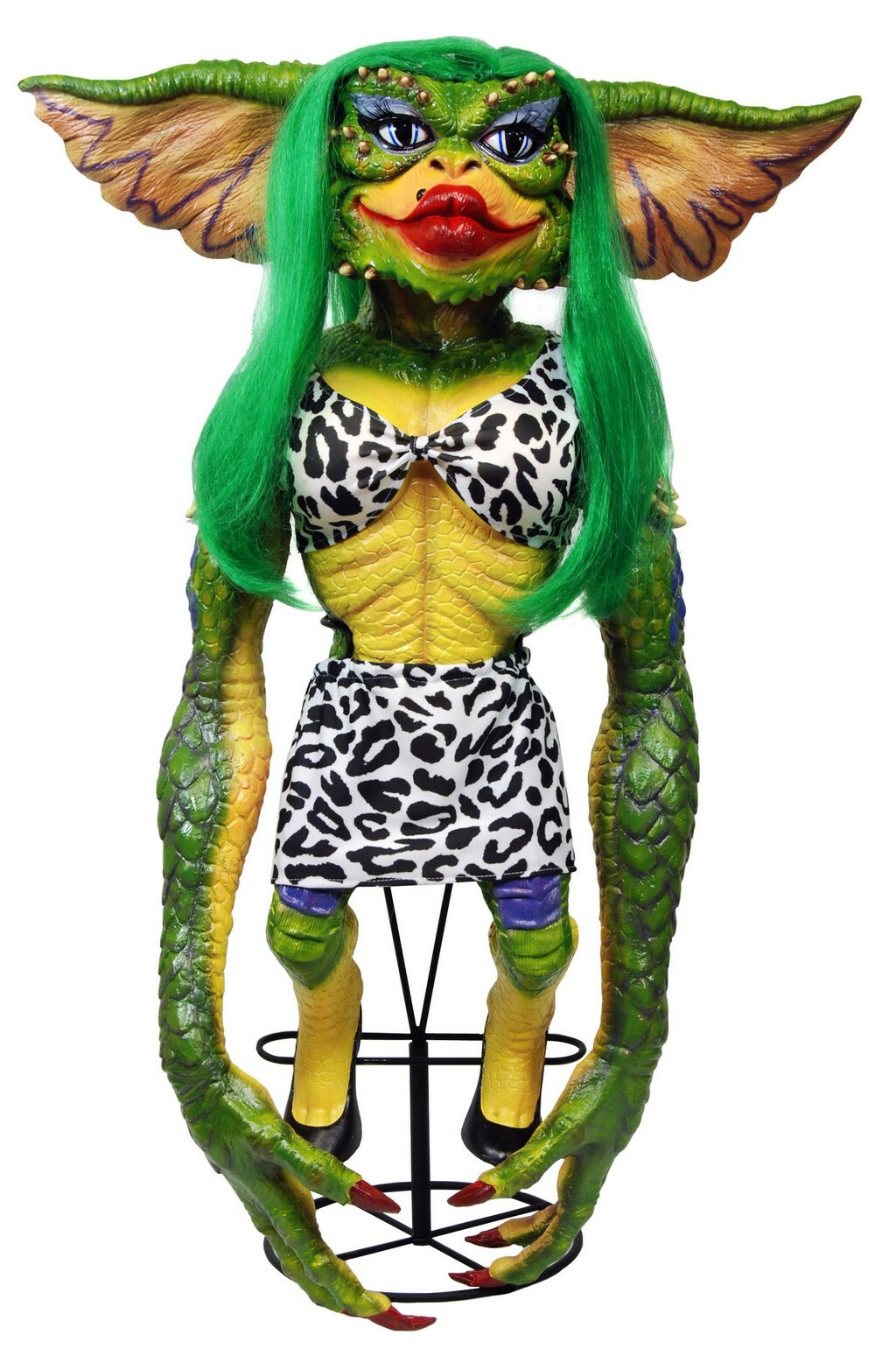 Gremlins 2: Greta the Female Gremlin Stunt Puppet Prop Replica – NECA
