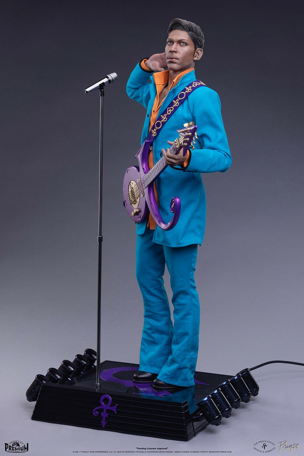 Prince: Super Bowl Halftime Show 2007 – Prince 1:3 Scale Statue – POP CULTURE SCHOCK COLLECTIBLES