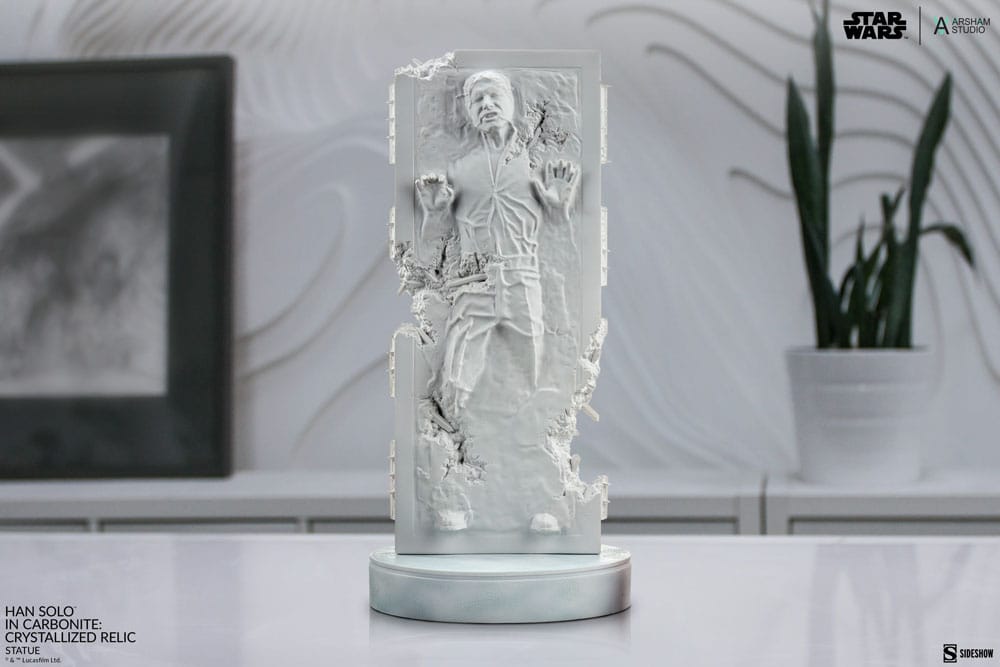 Star Wars statuette Han Solo in Carbonite: Crystallized Relic – SIDESHOW COLLECTIBLES